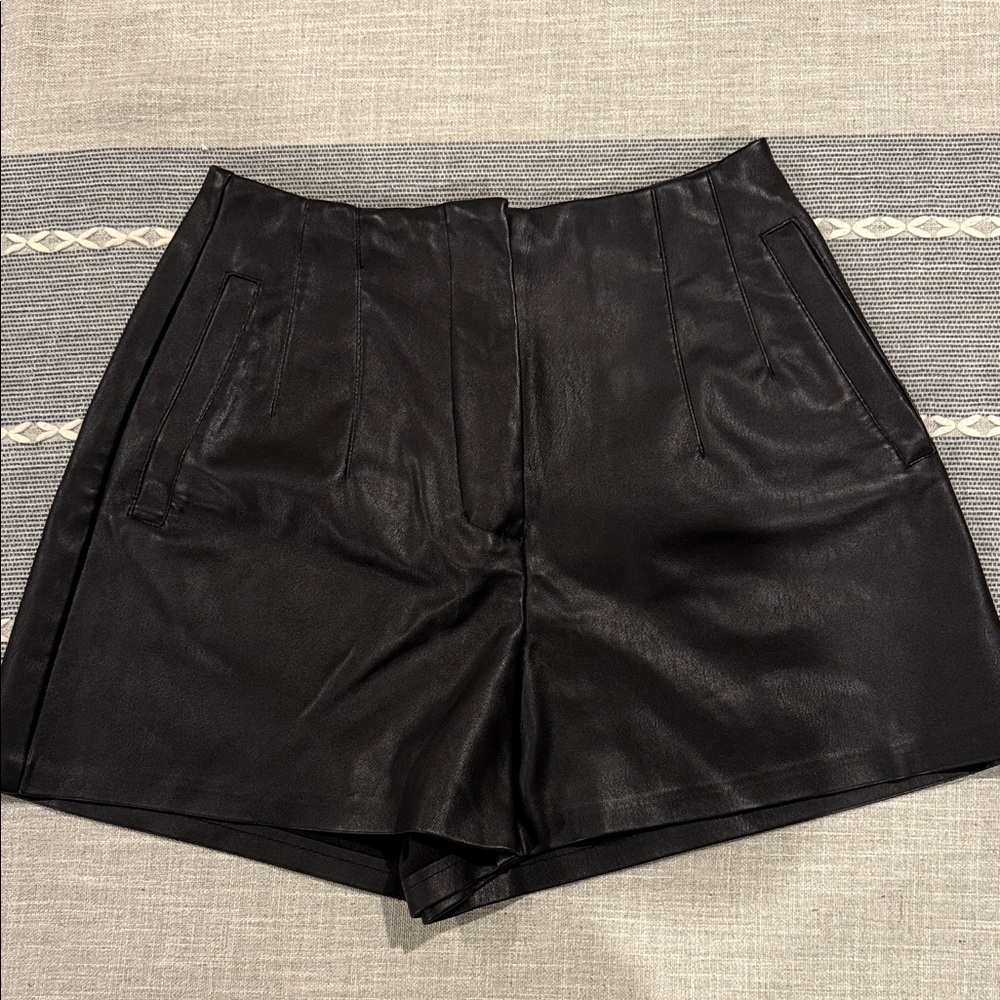 Amisu High Waist Black Women's Shorts